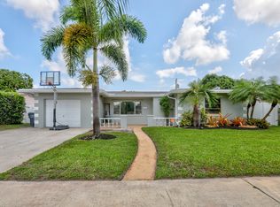 7517 Hayes St, Hollywood, FL 33024