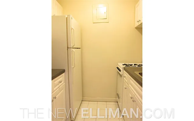 Rented by Douglas Elliman | media 8