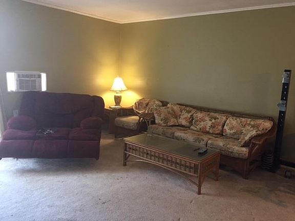 4th image of 28 Garfield Ave