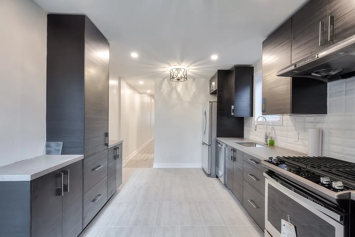37 Grange Ave - 2 — Photo 4