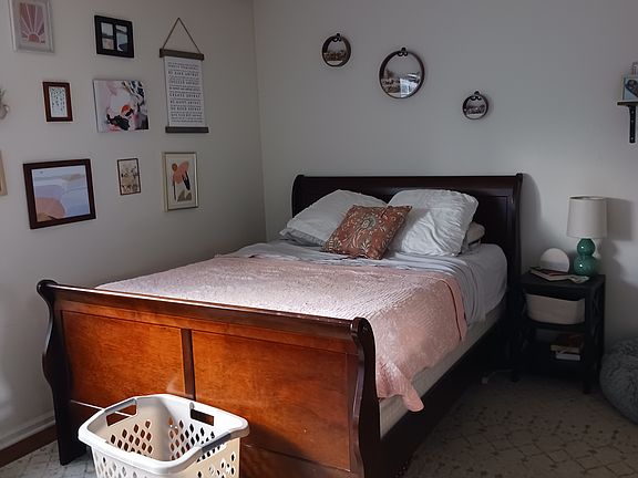 5th image of 2663 Blakemore Ave