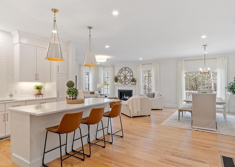 1st image of 79 Oliver Pond Cir #9