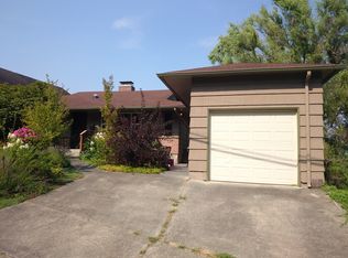 7303 44th Ave SW, Seattle, WA 98136