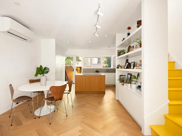 137 Maspeth Avenue image 5 of 18