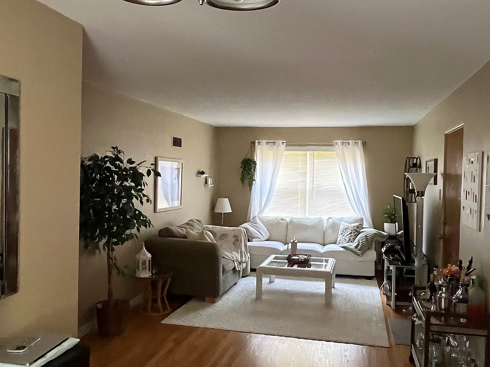 Dining/Living Area