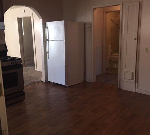4th image of 1440 34th St APT B