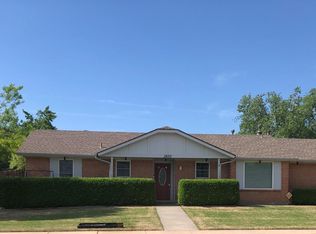 1800 SE 9th St, Moore, OK 73160