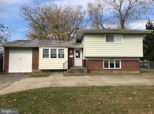 646 Santa Fe Dr, Mantua, NJ 08051