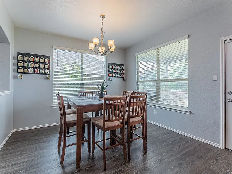 267 Bainbridge Rd — Photo 7