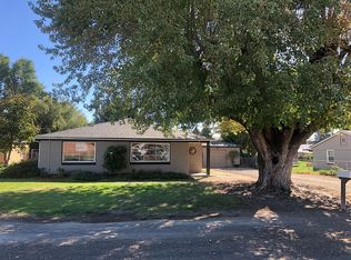 81 Brinton Rd, Naches, WA 98937