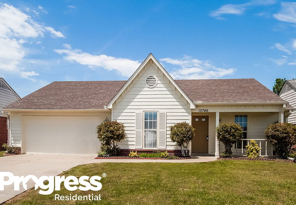 1st image of 10746 Oak Cir S