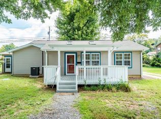 3710 Pisgah Dr, Canton, NC 28716