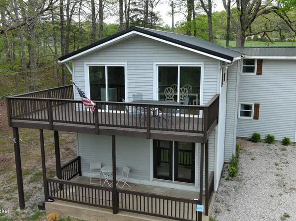 1870 Brier Creek Rd, Mammoth Cave, KY 42259