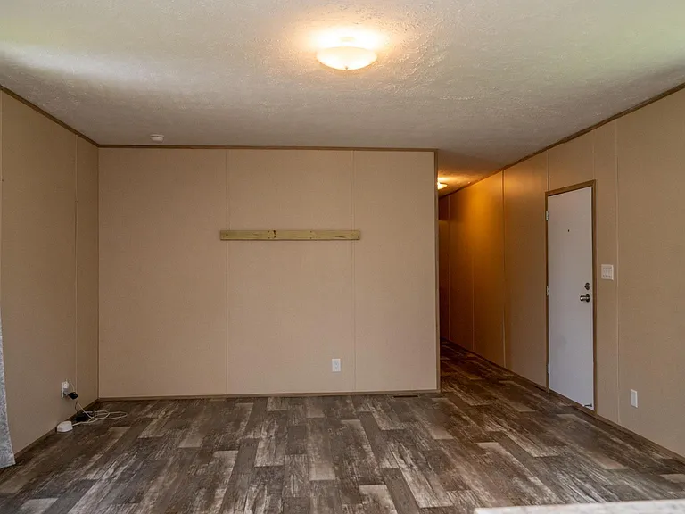 18789 Aydell Ln — Photo 2