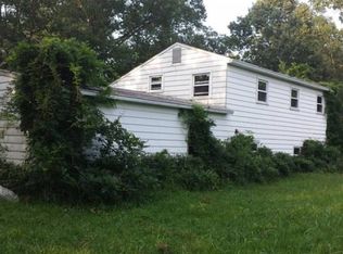 220 Laurel Ave, Williamstown, NJ 08094