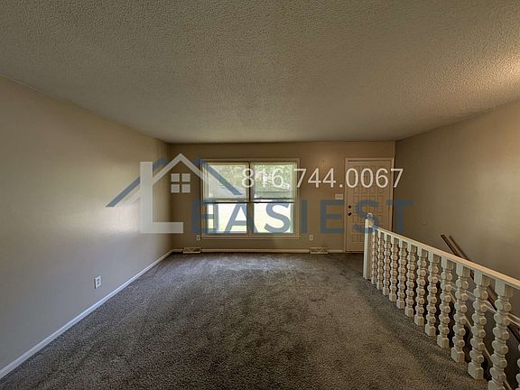 3rd image of 11329 E 72nd St