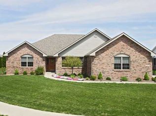 306 Turnberry Ct, Lebanon, IN 46052