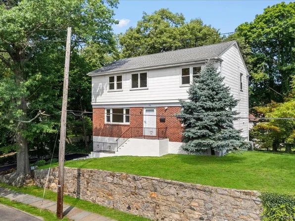 106 Bronxville Road, Bronxville, NY 10708
