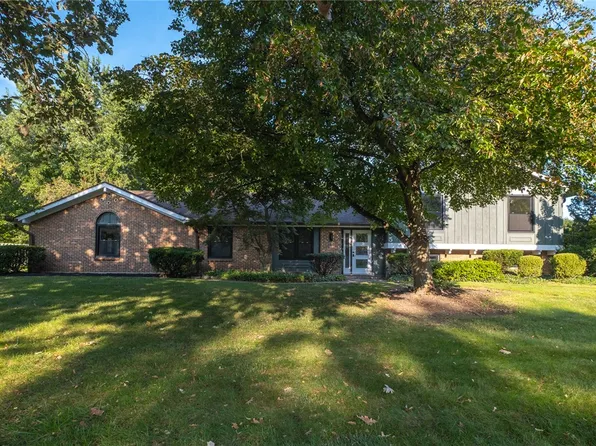 185 Bramblebush Trl, Dayton, OH 45440