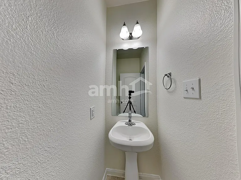 4705 Merchant Trl — Photo 9