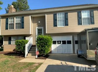 1808 Riverknoll Dr, Raleigh, NC 27610