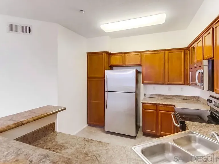 3850 Elijah Ct #931 — Photo 24