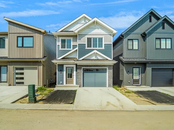 1430 Aster Way NW #28, Edmonton, AB T6T 2T4