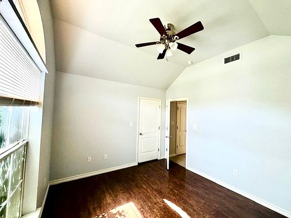 5th image of 5525 Westchase Loop #1