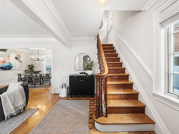 3rd image of 117 Airdrie Rd