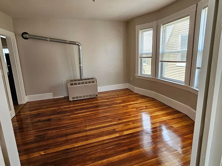 185 Grove St #187 — Photo 15