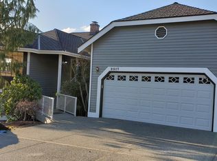 2317 135th Pl SE, Bellevue, WA 98005
