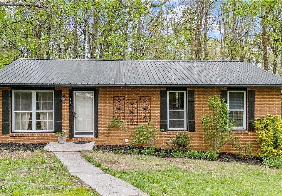 1st image of 6535 Hunters Glen Dr