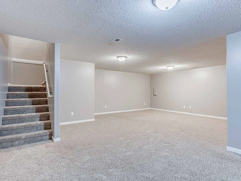 1054 E Karla Ct — Photo 21