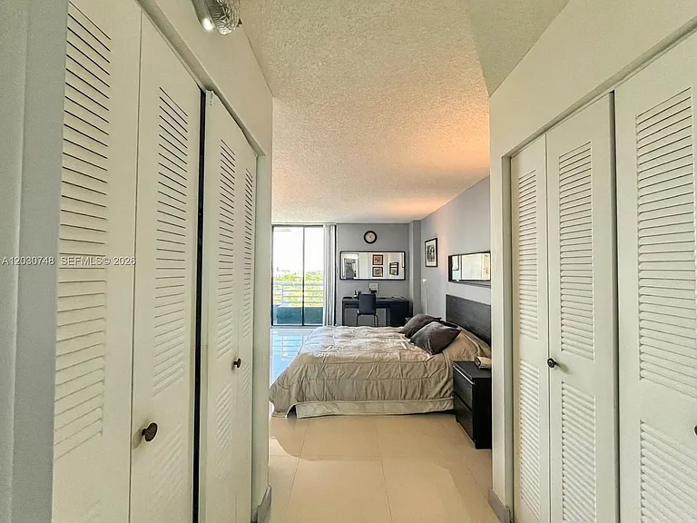3300 NE 192nd St #10 — Photo 11