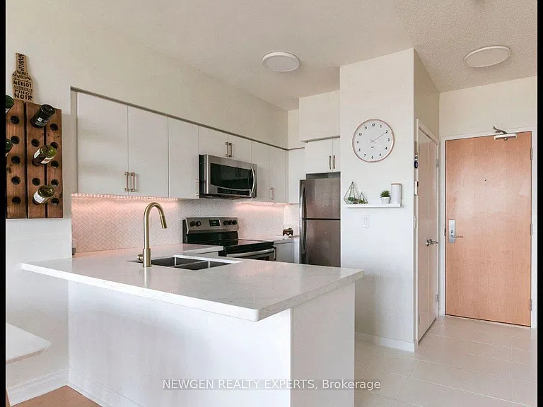 185 Legion Rd N #1906 — Photo 5