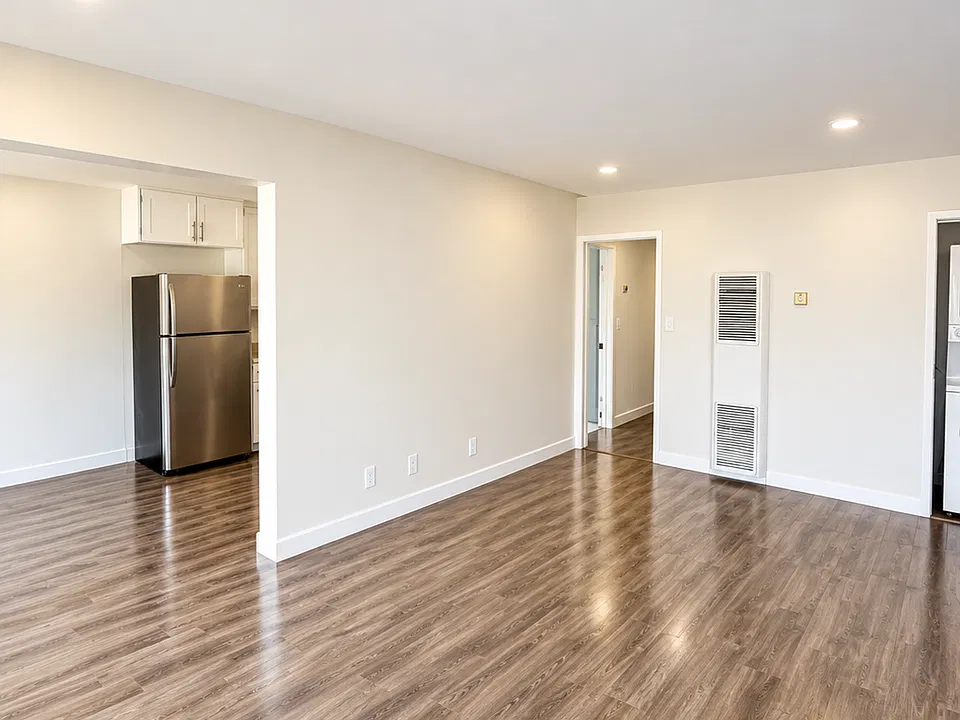 5622 La Mirada Ave