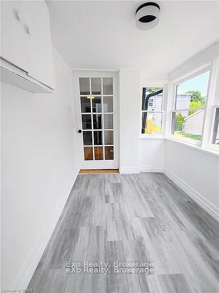 4 bed, $2,300 — Photo 2