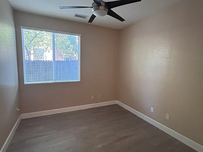111 Aldeburgh Cir — Photo 21