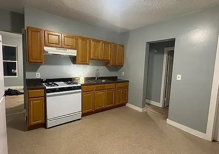 40 Lilac St #3 — Photo 1