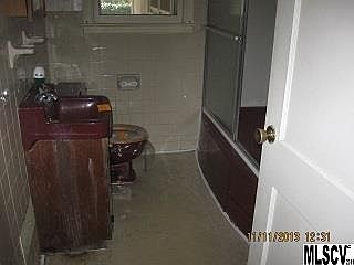 3rd image of 338 Eastover Cir NE