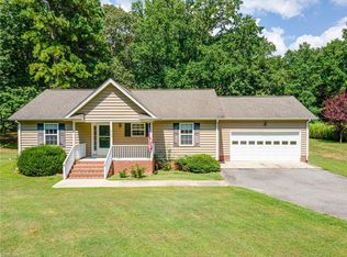 6165 Allmondsville Rd, Gloucester, VA 23061
