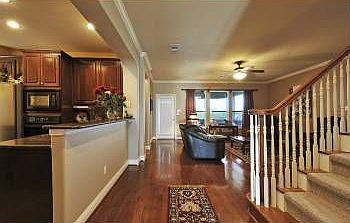 1st image of 207 Walnut Creek Dr