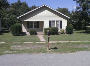 409 SW 5th St, Corning, AR 72422