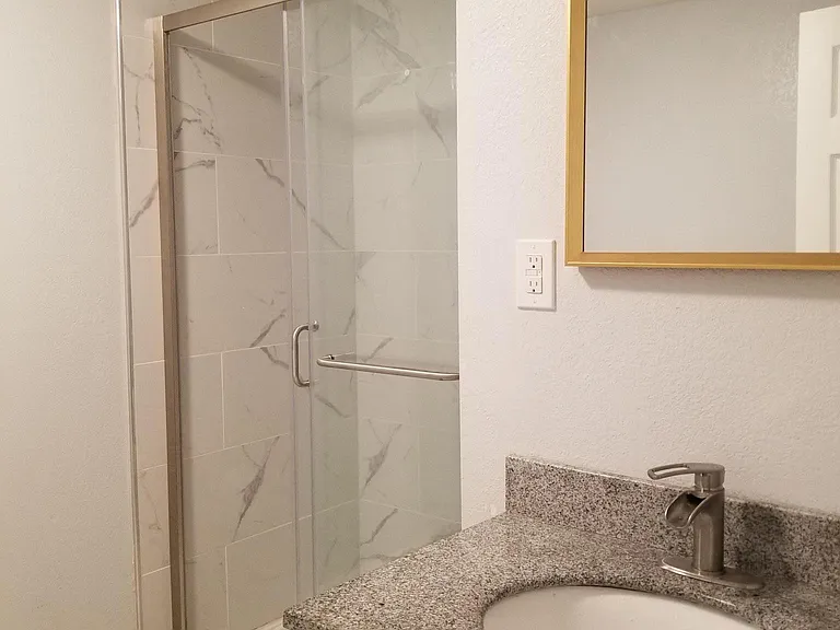 1480 Waller St #10 — Photo 5