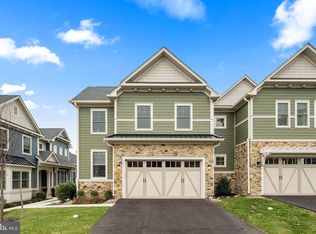 510 Roberts Rd #77, Ambler, PA 19002