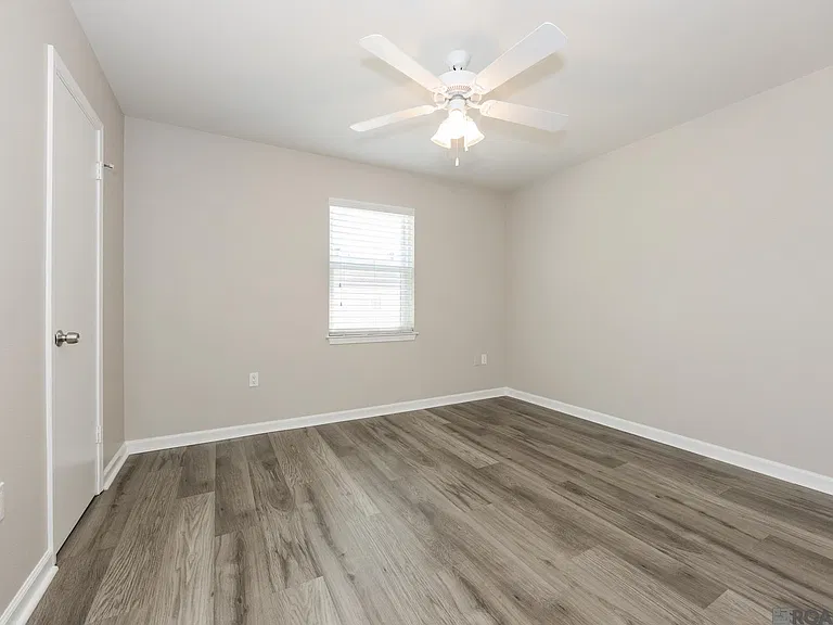 10062 Jefferson Hwy #B — Photo 17