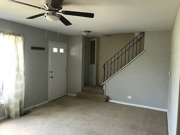 5th image of 1315 Kingsbury Dr Unit B