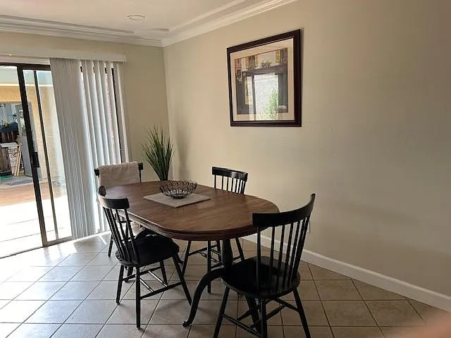 2 bed, 2.5 bath, 1198 sqft, $2,595 — Photo 4