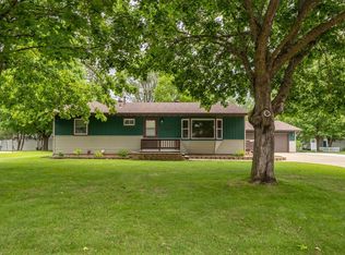 1041 Pine Grove Ln, Lake City, MN 55041