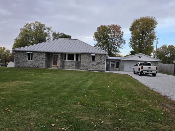 712 E Maple St, Frankton, IN 46044
